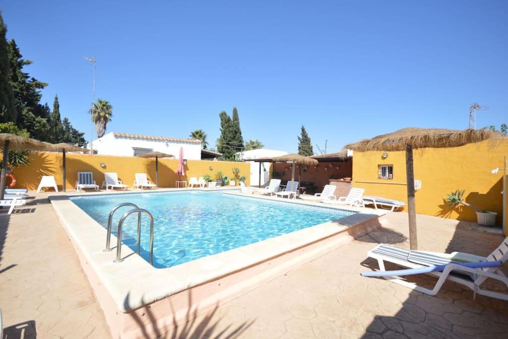 Casas Paqui Y Pablo Con Piscina Compartida En Conil Villa Конил-де-ла-Фронтера Екстериор снимка